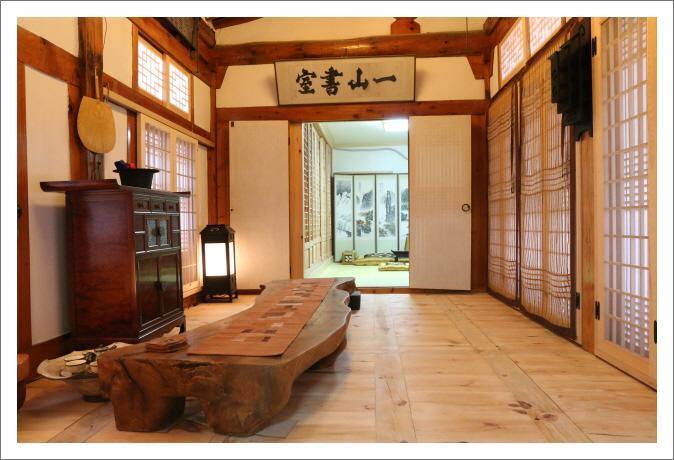 Gwiae Traditional House Yeongcheon Eksteriør billede