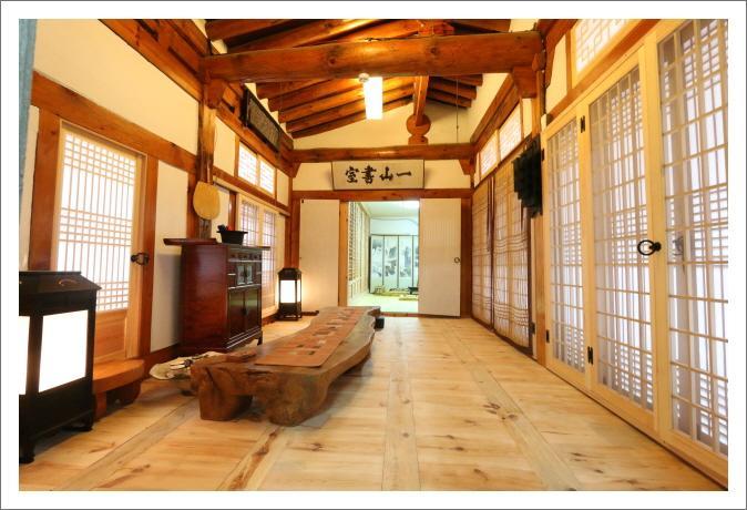Gwiae Traditional House Yeongcheon Eksteriør billede