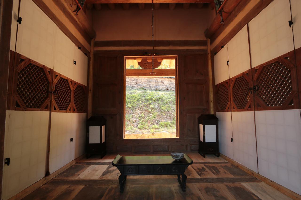 Gwiae Traditional House Yeongcheon Eksteriør billede
